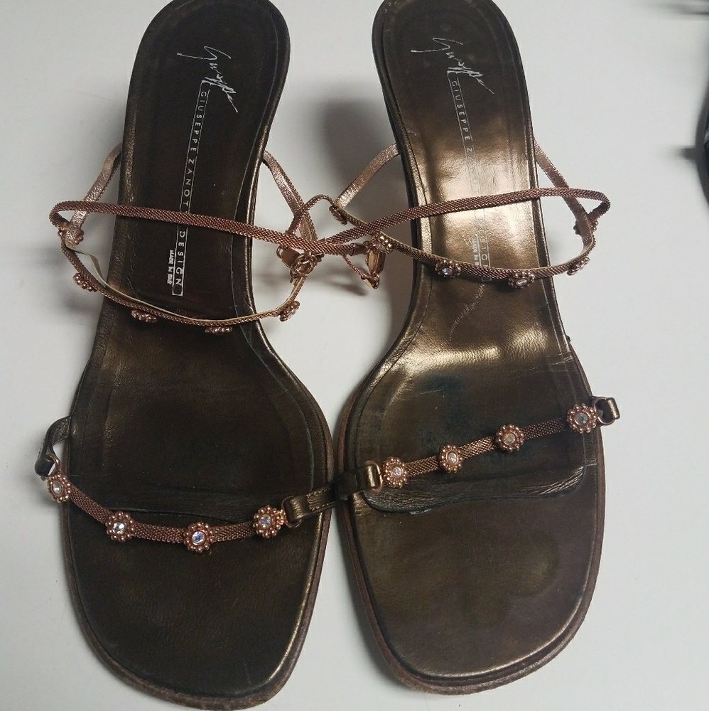 Giuseppe Zanotti rose gold sandals